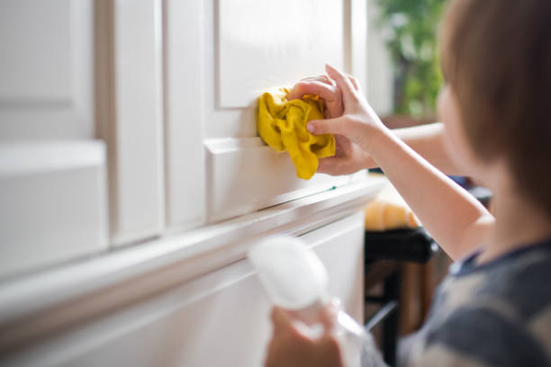 how to clean greasy cupboards tips