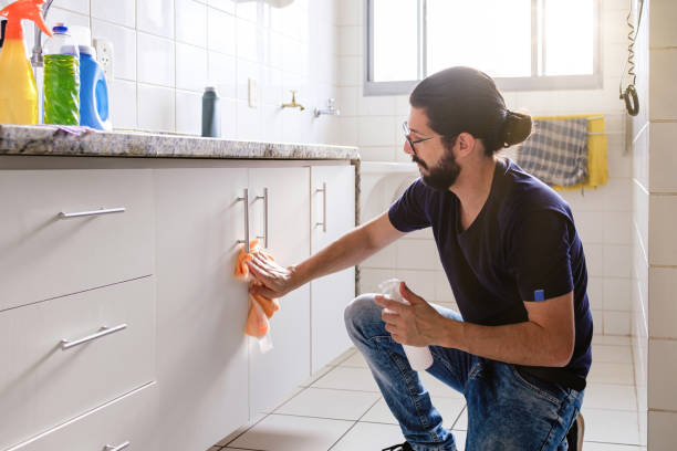 how to clean greasy white kitchen cabinets tips