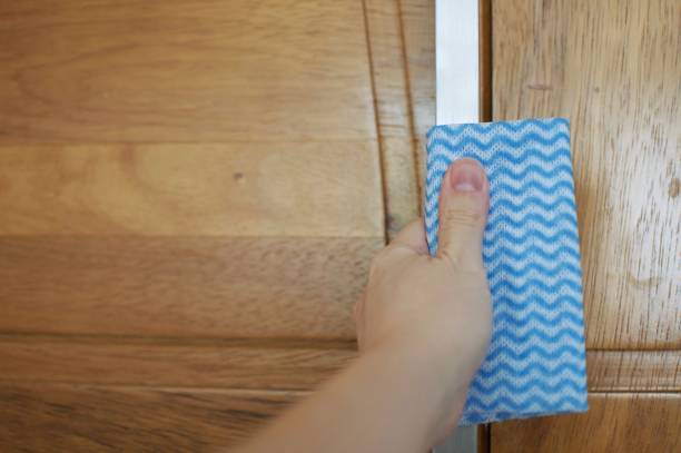 how to clean oak cupboards tips