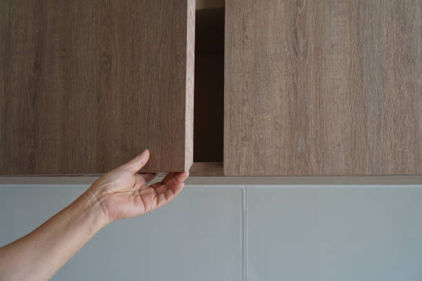 how to remove laminate from cabinets tips